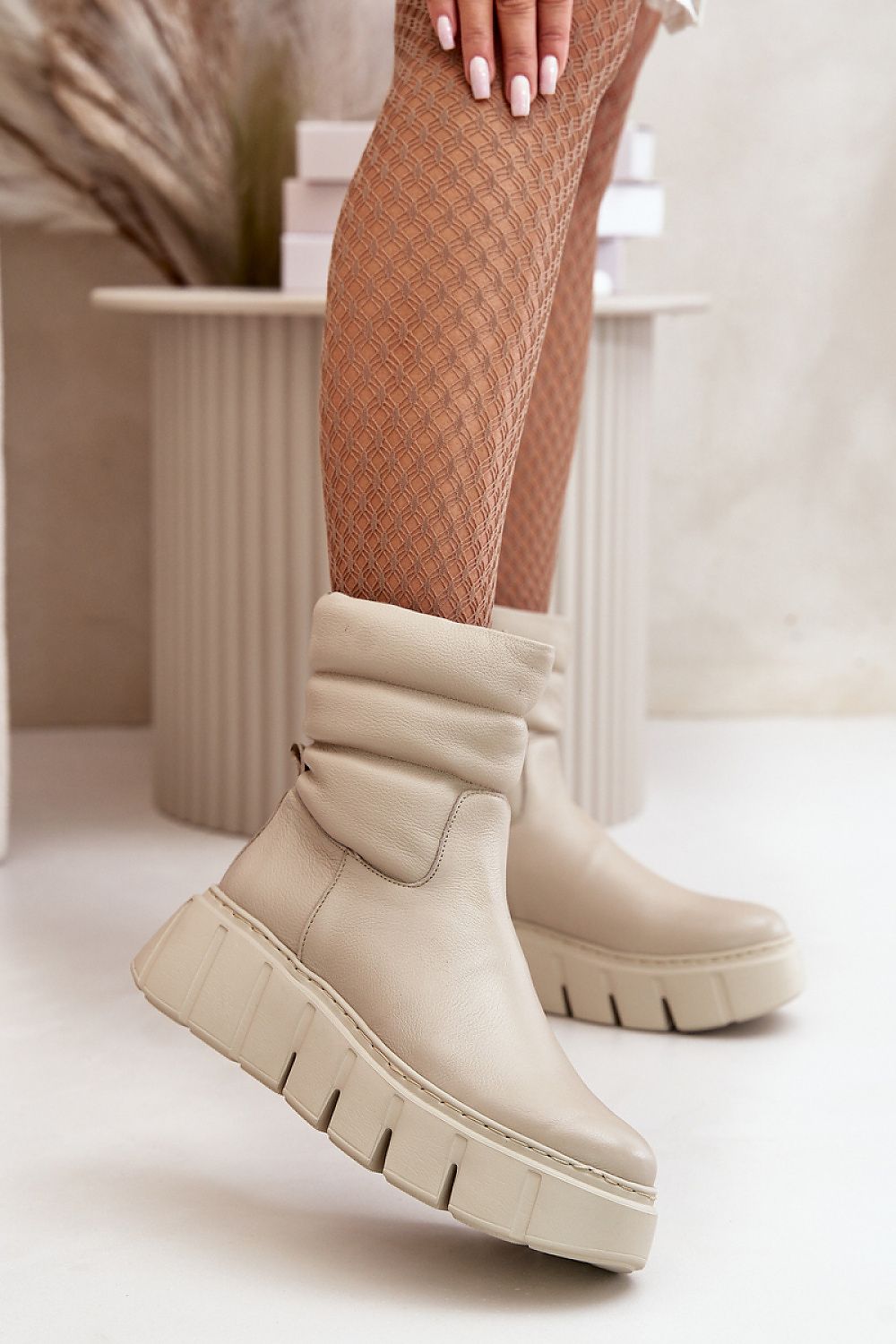  Buskin boots model 199278 Step in style 