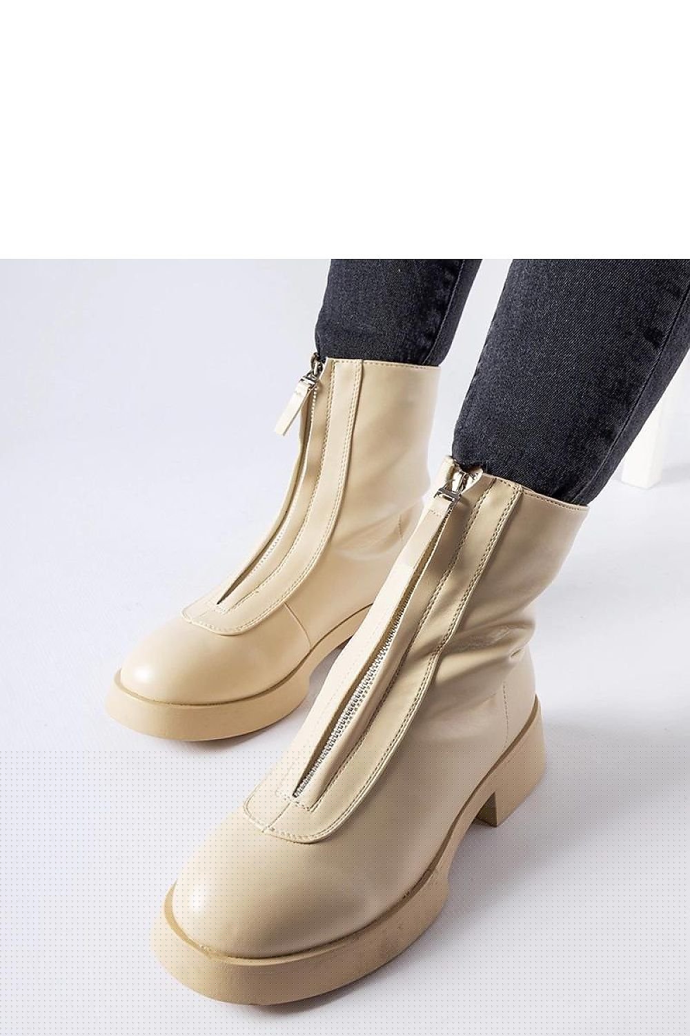 Boots Solea