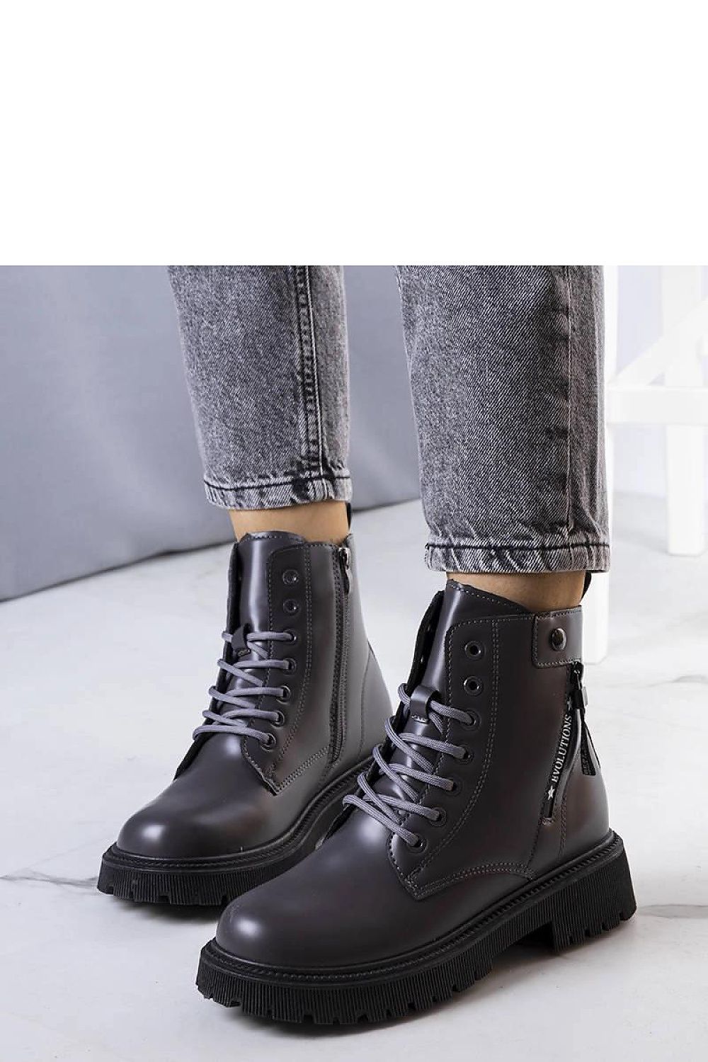 Boots Solea
