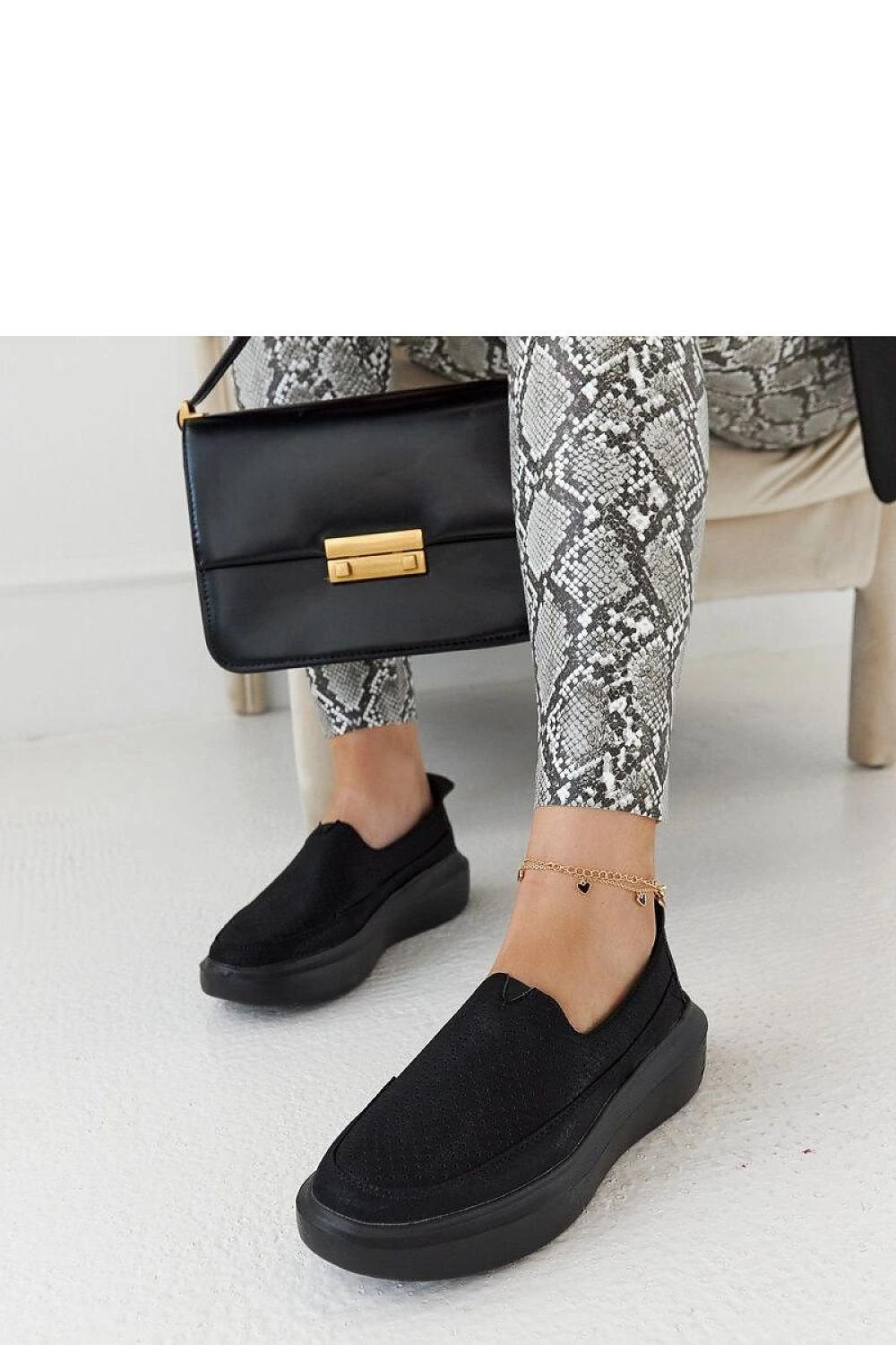 Low Shoes Solea
