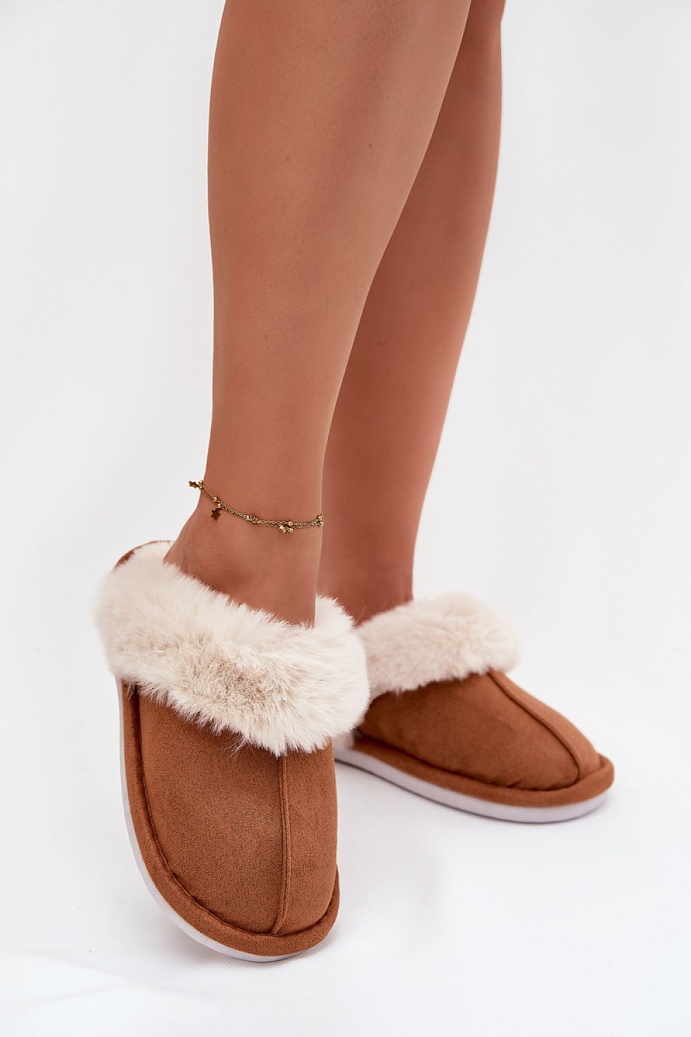  Slippers model 221482 Step in style 