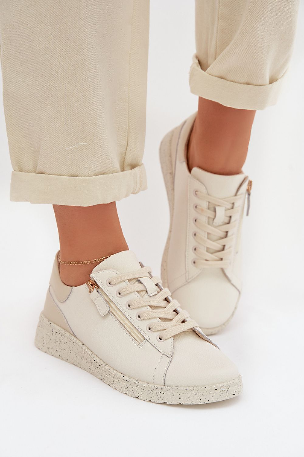  Half shoes model 224708 Step in style 